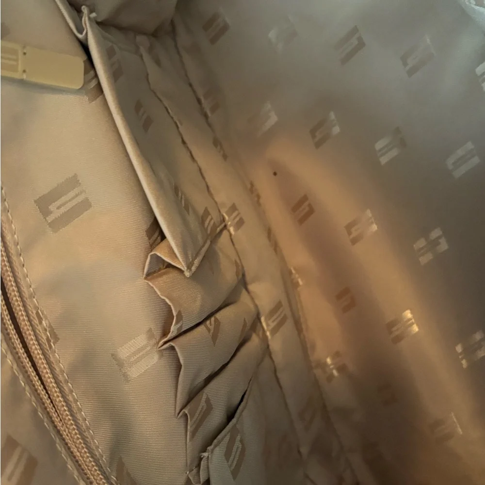 Hartmann Herringbone Luxe Elegant Brown and Tan Tote Bag - Picture 10 of 11